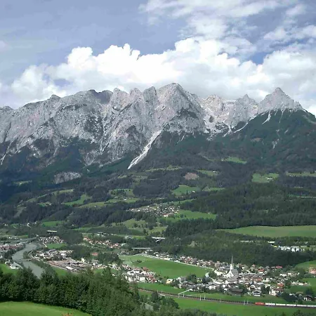 Pointhäusl Pfarrwerfen